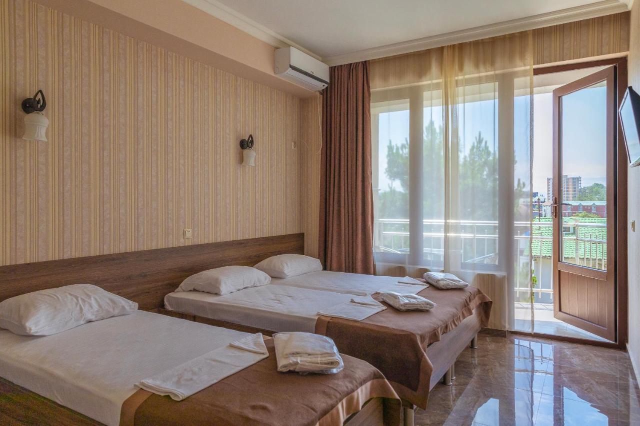 Gageta Hotel Ureki Buitenkant foto