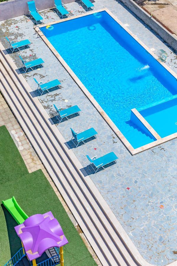 Gageta Hotel Ureki Buitenkant foto