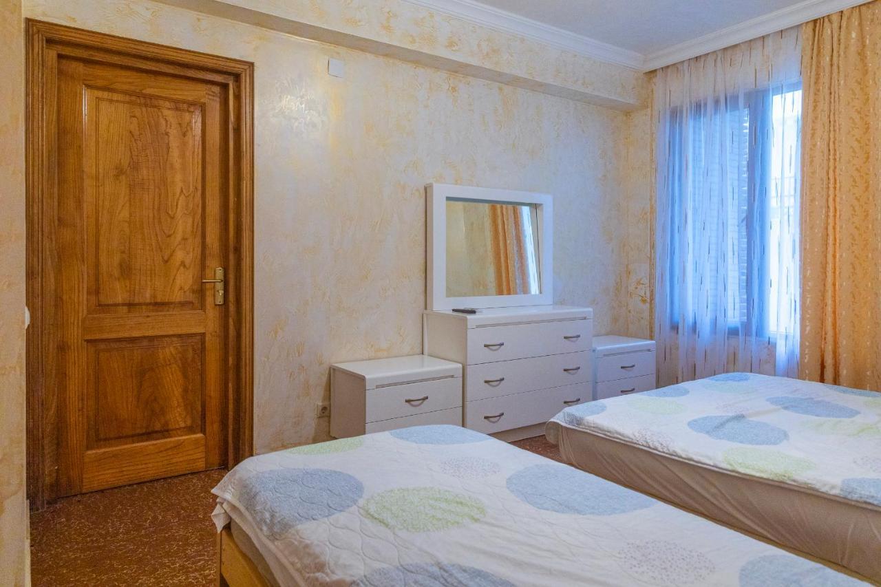 Gageta Hotel Ureki Buitenkant foto