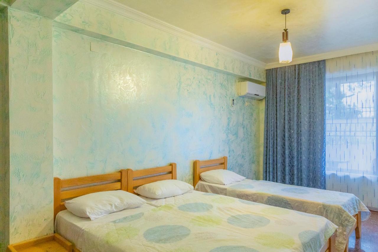 Gageta Hotel Ureki Buitenkant foto