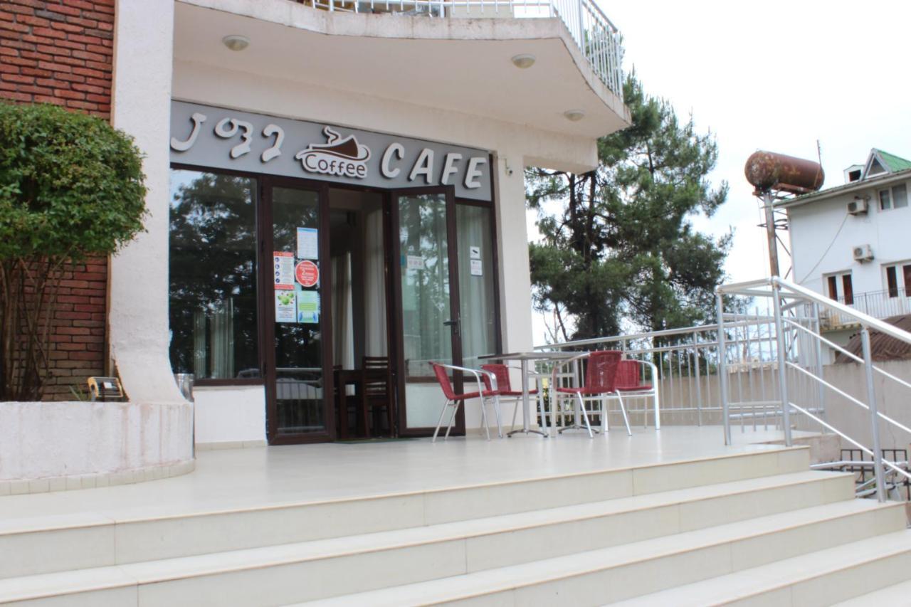 Gageta Hotel Ureki Buitenkant foto
