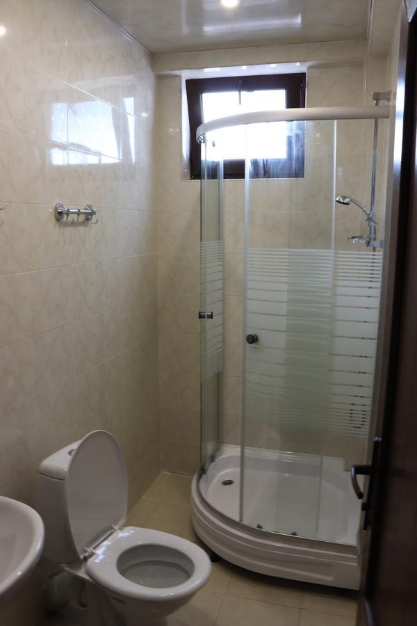 Gageta Hotel Ureki Buitenkant foto