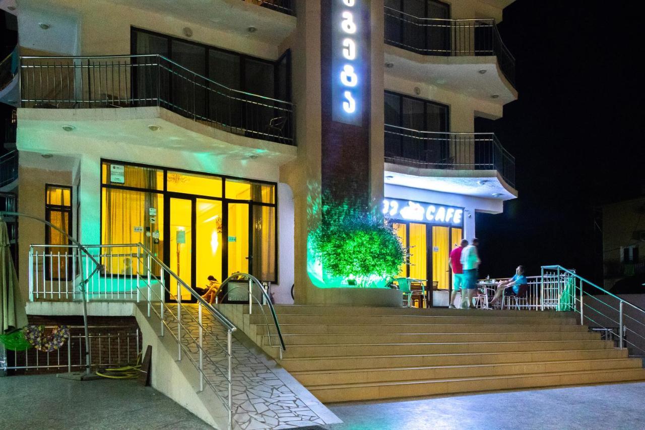 Gageta Hotel Ureki Buitenkant foto